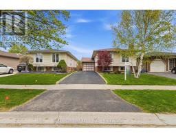 36 TUMBLEWEED CRESCENT - 3