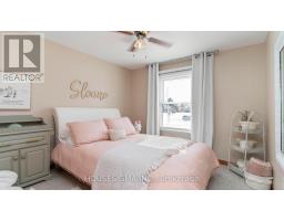 78 PETER STREET - 25