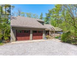 10441 PINETREE DRIVE - 10