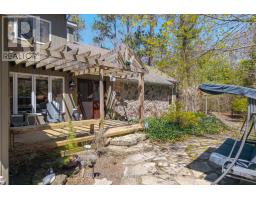 10441 PINETREE DRIVE - 12