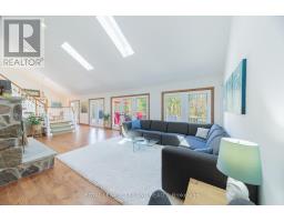 10441 PINETREE DRIVE - 17