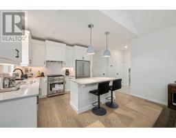 2 EVYLEAN COURT - 14