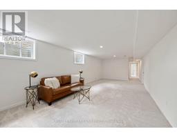 2 EVYLEAN COURT - 25