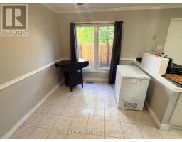 5 - 1138 KIPPS LANE - 10