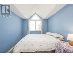 66 - 9 AILSA PLACE - 25