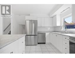 42 MILFORD CRESCENT - 16