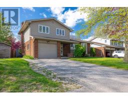 42 MILFORD CRESCENT - 32