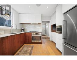 997 MAITLAND STREET - 7