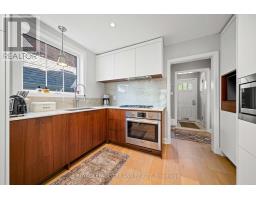 997 MAITLAND STREET - 9