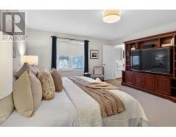 27 - 505 BLUE JAY DRIVE - 18