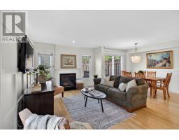 27 - 505 BLUE JAY DRIVE - 5