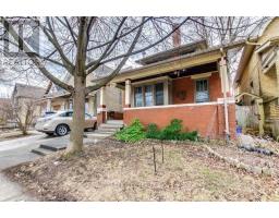 781 DUFFERIN AVENUE - 1