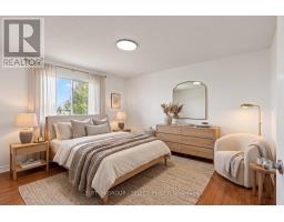 176 BUTTERCUP COURT - 19