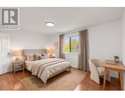 176 BUTTERCUP COURT - 23