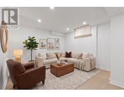 176 BUTTERCUP COURT - 28