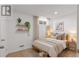 176 BUTTERCUP COURT - 33