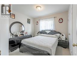 43 JUNIPER CRESCENT - 13