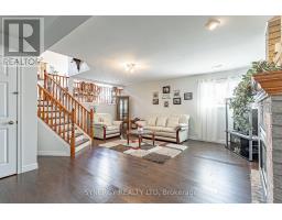 43 JUNIPER CRESCENT - 19
