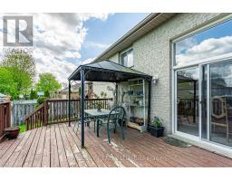43 JUNIPER CRESCENT - 26