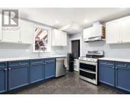311 WARWICK STREET - 23