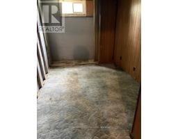 28 DIEPPE DRIVE - 17