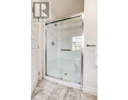 9 - 1850 BEAVERBROOK AVENUE - 11