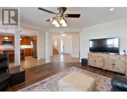 18 PEACH TREE BOULEVARD - 6