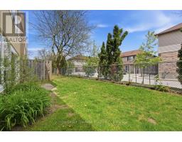 114 - 1447 HURON STREET - 17