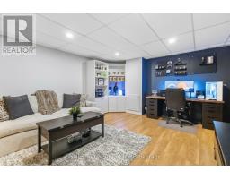 61 KINGSBRIDGE STREET - 42