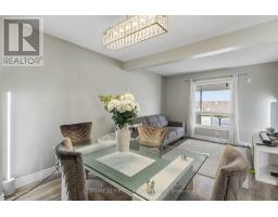6 - 720 DEVERON CRESCENT - 14