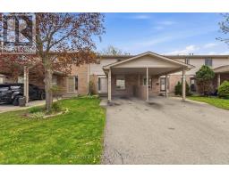 6 - 720 DEVERON CRESCENT - 2