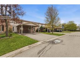 6 - 720 DEVERON CRESCENT - 5
