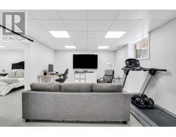 731 SPRINGWOOD CRESCENT - 33