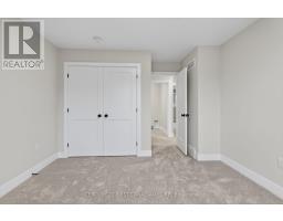 34 POSTMA CRESCENT - 14