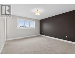 34 POSTMA CRESCENT - 20