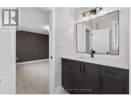 34 POSTMA CRESCENT - 23