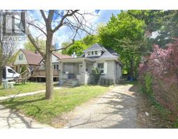 233 BERNARD AVENUE - 3