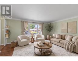 120 SUSAN AVENUE - 15