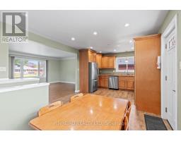 120 SUSAN AVENUE - 24