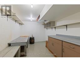 120 SUSAN AVENUE - 26