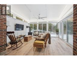 831 RIVERSIDE DRIVE - 16