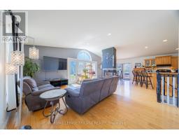 10234 JULIE AVENUE - 14