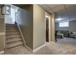 142 DUFFERIN STREET - 24