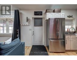 483 CLARKE ROAD - 9