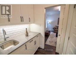 1345 DYER CRESCENT - 15