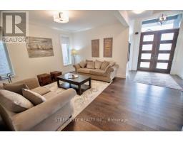 1345 DYER CRESCENT - 2