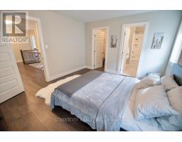 1345 DYER CRESCENT - 20