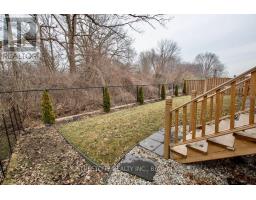 1345 DYER CRESCENT - 26