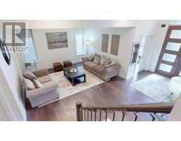 1345 DYER CRESCENT - 4