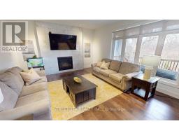 1345 DYER CRESCENT - 6
